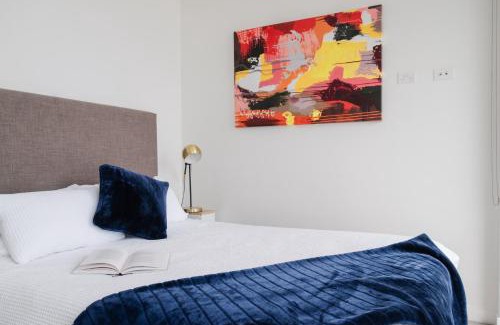 Spring Hill Wohnung | Bright CBD 2 bedroom resort-style escape