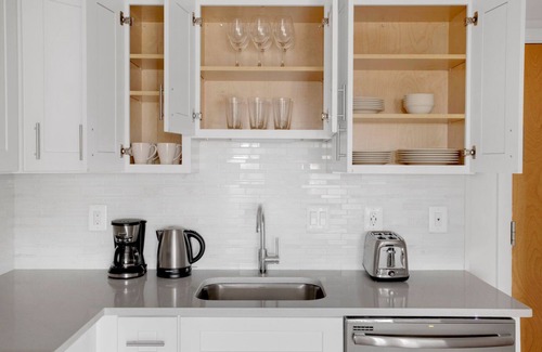 Court House Wohnung | Bright Clarendon 1BR w/ W/D & Gym, across street from WF, by Blueground