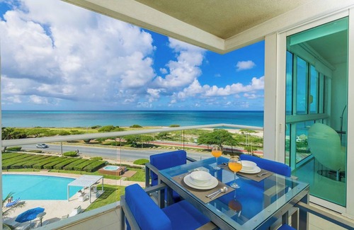 Noord Eigentumswohnung | Bright Colors combined with a Turquoise Ocean View