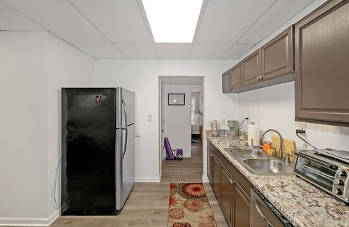 North Decatur Haus | Decatur Delivers Delightful 1 Bedroom Basement Apartment