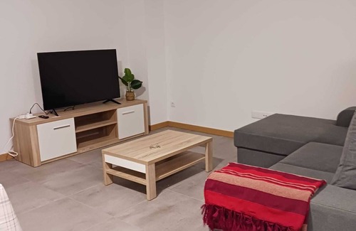 Montes de Alvor Wohnung | Bright, quiet apartment. Close to town center and beaches.