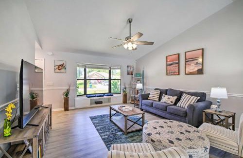 Sebastian Highlands Haus | Bright Sebastian Home with Pool about 7 Mi to Beach!