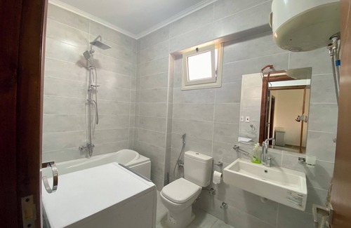 The 5th Settlement Wohnung | Bright & Spacious 3rd Floor Apt in the Heart of New Cairo