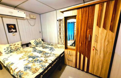 Karwar Haus | Brindavan