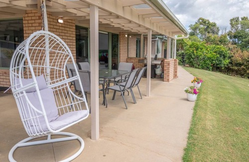 Doubtless Bay Haus | Bring the boat and the family!