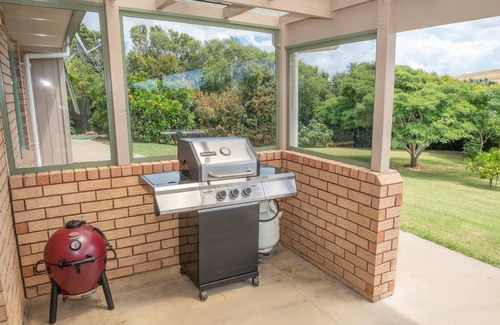 Doubtless Bay Haus | Bring the boat and the family!