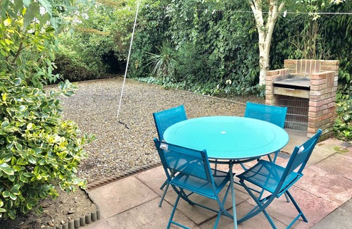 Taverham Haus | Broadgate House. Urlaub oder kurzfristig vermieten 2 Schlafzimmer / 4 Betten