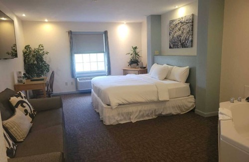 Syracuse Hotel | Brook Pointe Inn