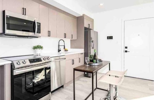 Brookland Bed & Breakfast | Brand NEW Home | Outdoor Dining with Pleasant View