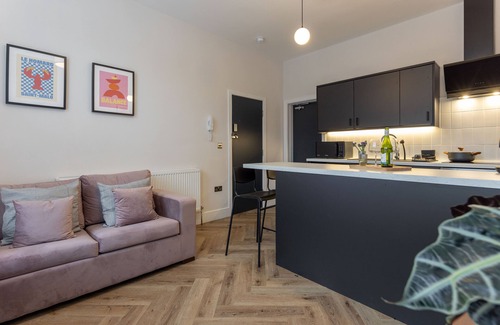 Liverpool Wohnung | Broughton Place 2: 1BR Modern Flat in Liverpool