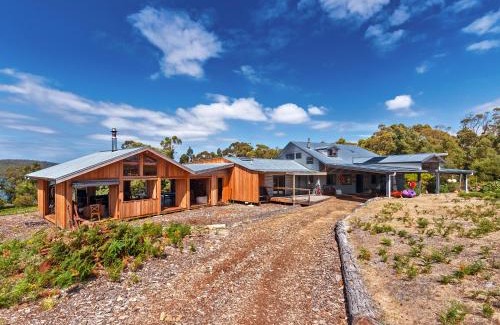 South Bruny Haus | Bruny Island Lodge