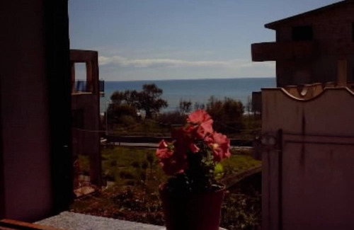 Bruzzano Zeffirio Wohnung | Wohnung 100 Meter vom Meer entfernt an der Ionischen Küste