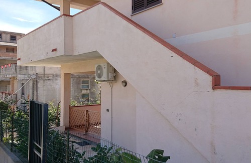 Bruzzano Zeffirio Wohnung | Wohnung 100 Meter vom Meer entfernt an der Ionischen Küste