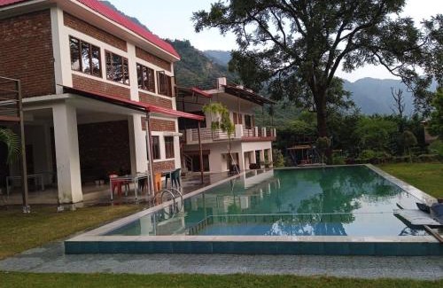 Timilimansingh Haus | Buddy Hikers stay Dehradoon