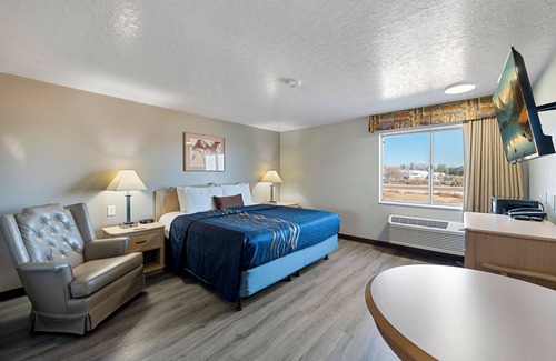 Delta Hotel | Budget Motel