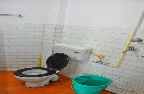 Rishikesh Villa | Budget Room on the Ganga - Spiritualität ohne Grenzen