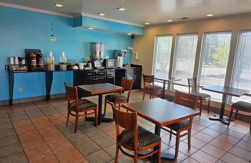 Moody Hotel | budgetel Inn & Suites