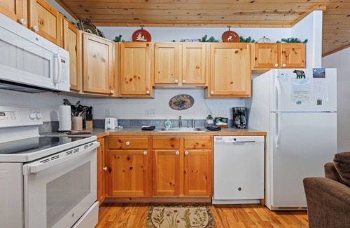 Fall River Estates Eigentumswohnung | Bugle Pointe B18 (HT)