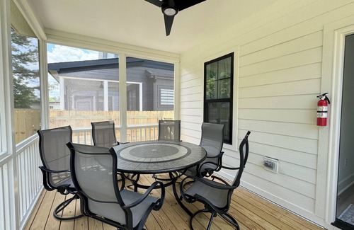 Apex Haus | Built in 2024: 2100SF, 4-BR, 4-full-BA pet-friendly house in marvelous Apex