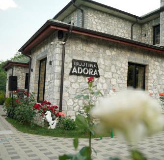 Fierze Haus | Bujtina Adora