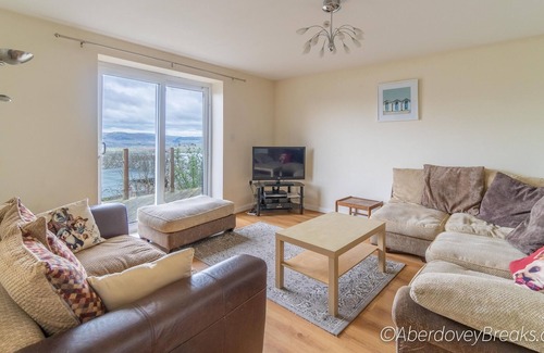 Aberdovey Haus | Bungalow Nr. 62, 2 Schlafzimmer, für bis zu 5 Personen, Haustiere willkommen, Blick auf die Flussmündung.