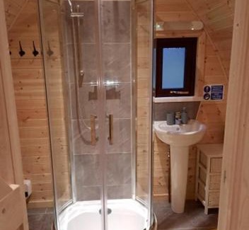 Eglwys-fach Sonstige | Bwlcheinion Sea View Glamping