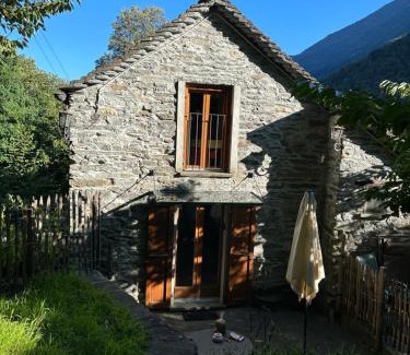Giumaglio Haus | Cà dal Bosc e Cà sgrüscia