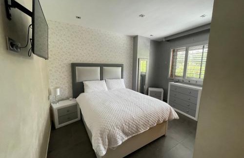 Alhendin Wohnung | Cómodo apartamento a pie de carretera