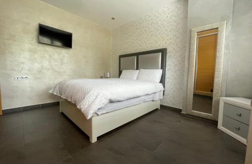 Alhendin Wohnung | Cómodo apartamento a pie de carretera