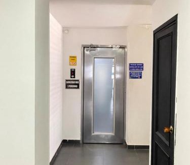 Cali Wohnung | Cómodo y central apartaestudio