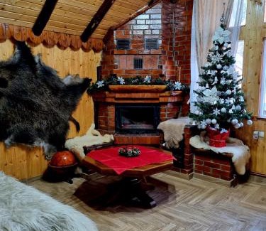 Rucar Haus | Căbănuța Cocoțată