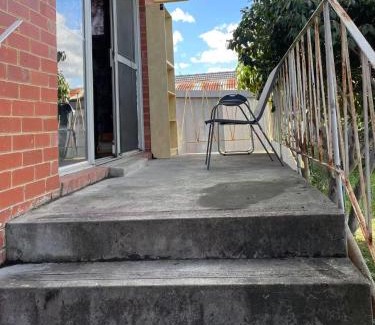 Bundoora Haus | c 交通便利民宿旅店Queen room near business district