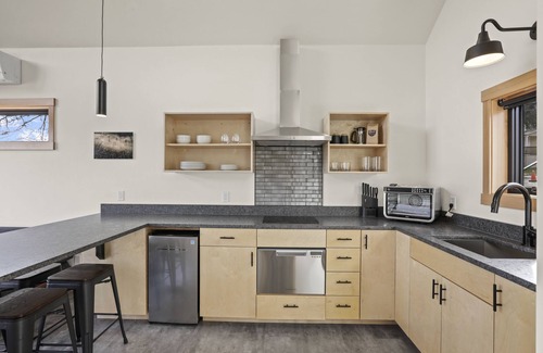 Mosier Kabine | C A M P R A N D O N N E E CABIN 2