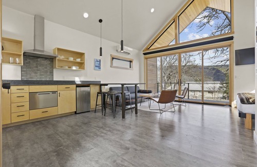 Mosier Kabine | C A M P R A N D O N N E E CABIN 3