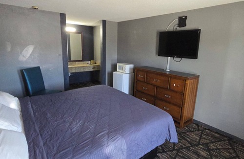 Cleveland Hotel | c towninn and suites