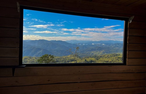 Pacuare Reserve Kabine | Cabaña Alto Luciérnaga