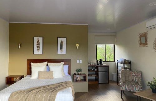 Arenal Hot Springs Wohnung | Cabaña Buganvilia Jardines & Volcán