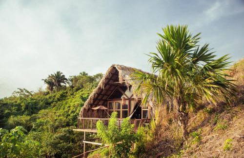 Los Naranjos Haus | Cabaña Colibri Cielva Tayrona Vista al Mar con Aire Acondicionado Tax Free
