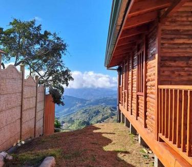 Canton Dota Skihütte | Cabaña Gitana - Magical and WINDY nature getaway!