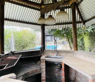 Tristan Suarez Haus | Cabaña La América