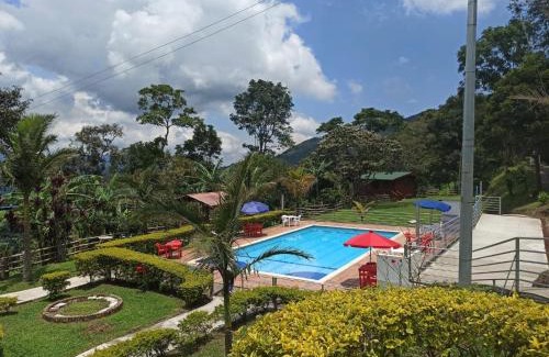 Alban Sonstige | Cabaña Mi refugio