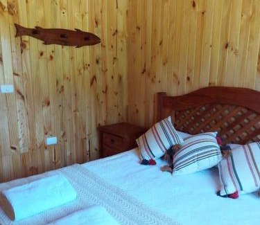 Los Ladrillos Haus | Cabaña Queltehue Cochamó
