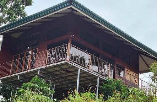 Paraiso Haus | Cabaña Vista de Oro 1