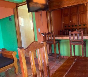 Zirahuen Skihütte | Cabañas y Habitaciones El Malecón