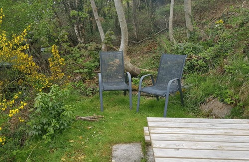 Aberdovey Skihütte | Caban Dyfi – A tranquil, dog-friendly woodland escape near Aberdovey, Wales