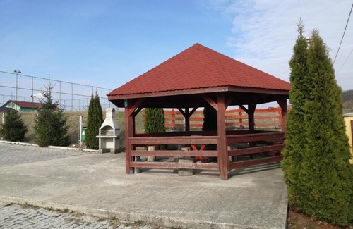 Criseni Haus | Cabana de la Trei Brazi