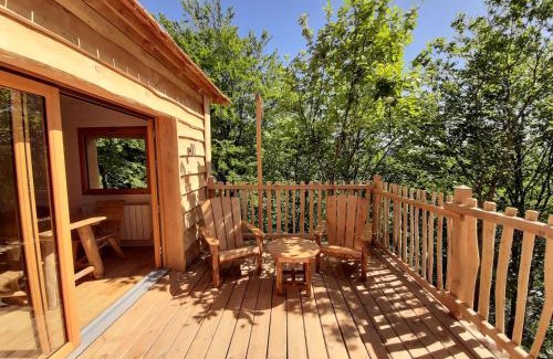 Bonlieu Bed & Breakfast | Cabanes du Hérisson, cabanes perchées de standing avec spa