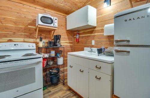 Lakeview Haus | Cabin 2 Mi to White River Great for Anglers!