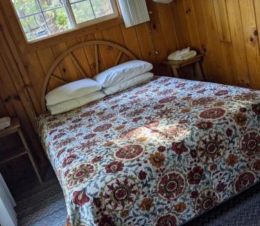 Strawberry Haus | Cabin #3