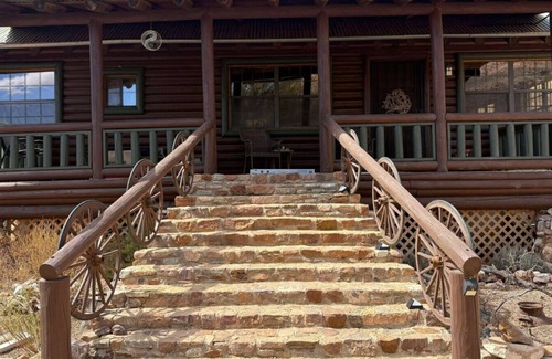 Hereford Kabine | Cabin near Bisbee and Sierra Vista AZ on 40 Acres